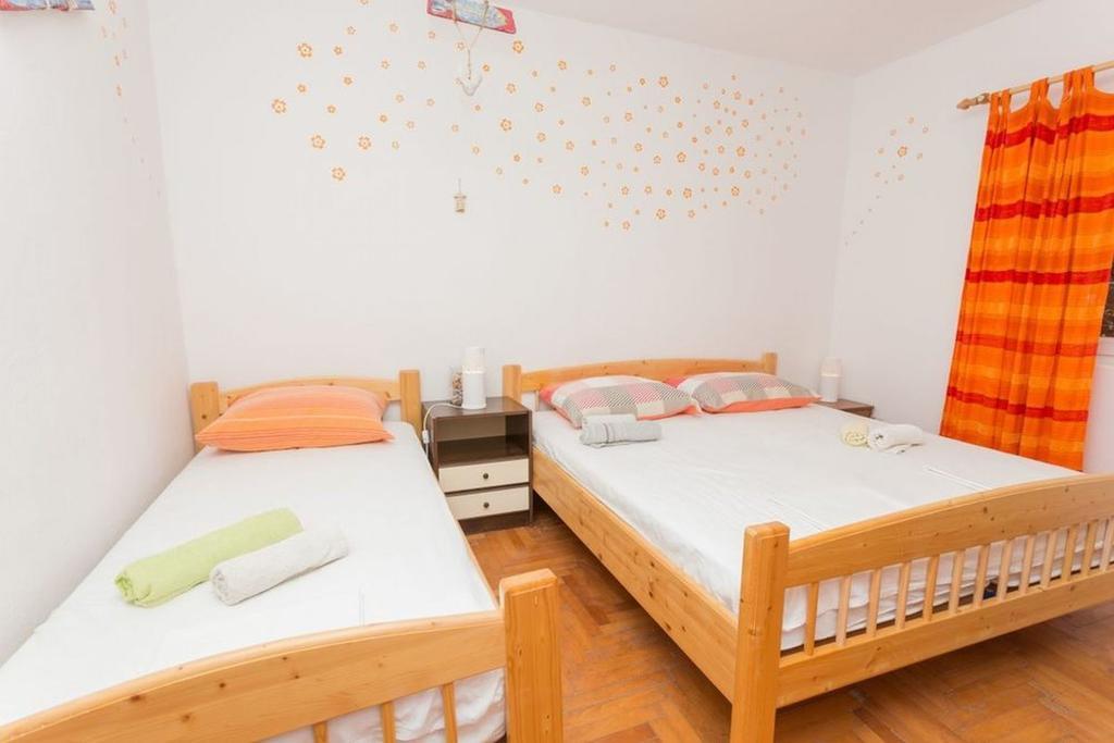 Robinson Erina Appartement Zarače Buitenkant foto